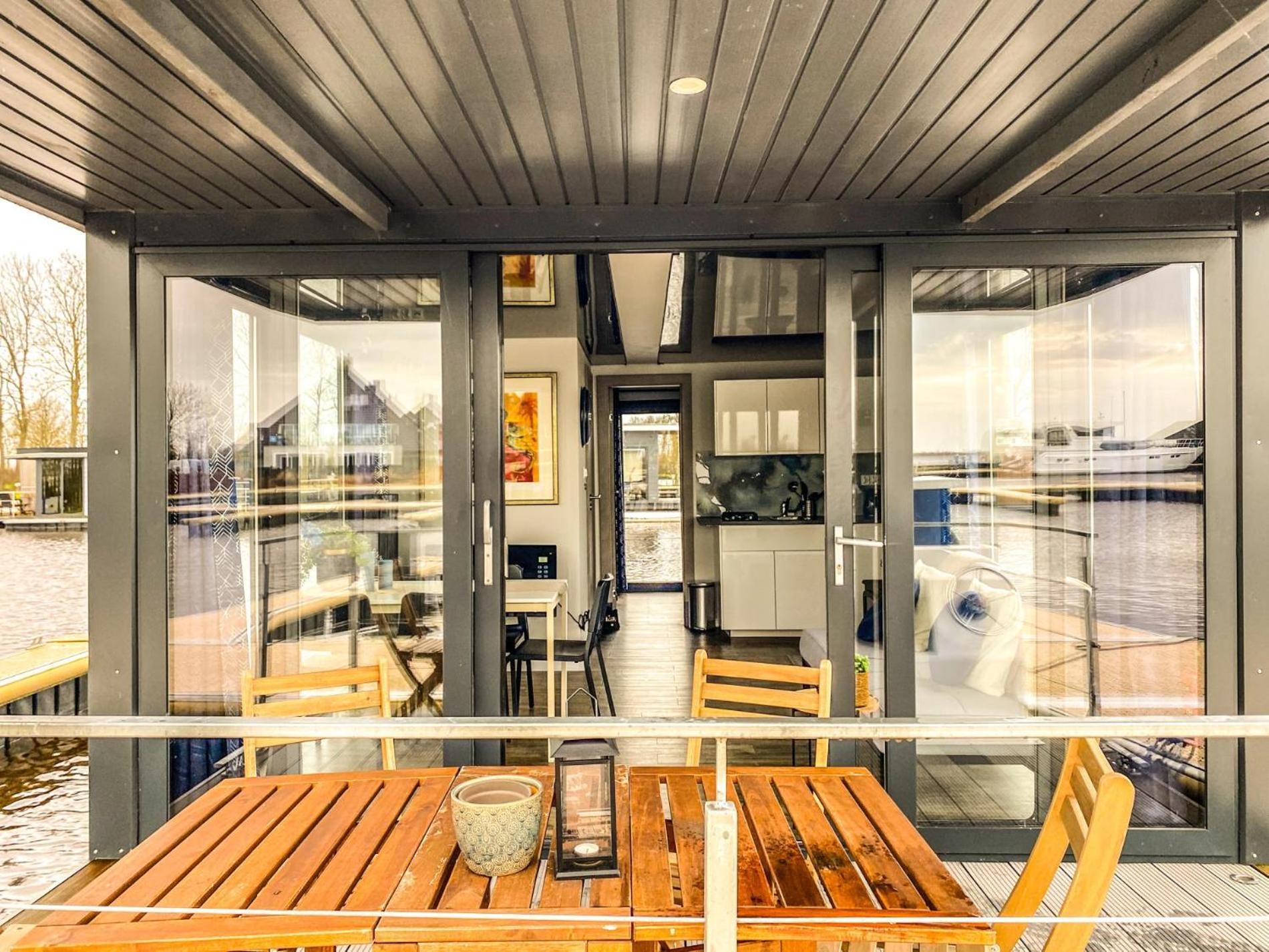 Houseboat Blue Sneekermeer Offingawier 外观 照片