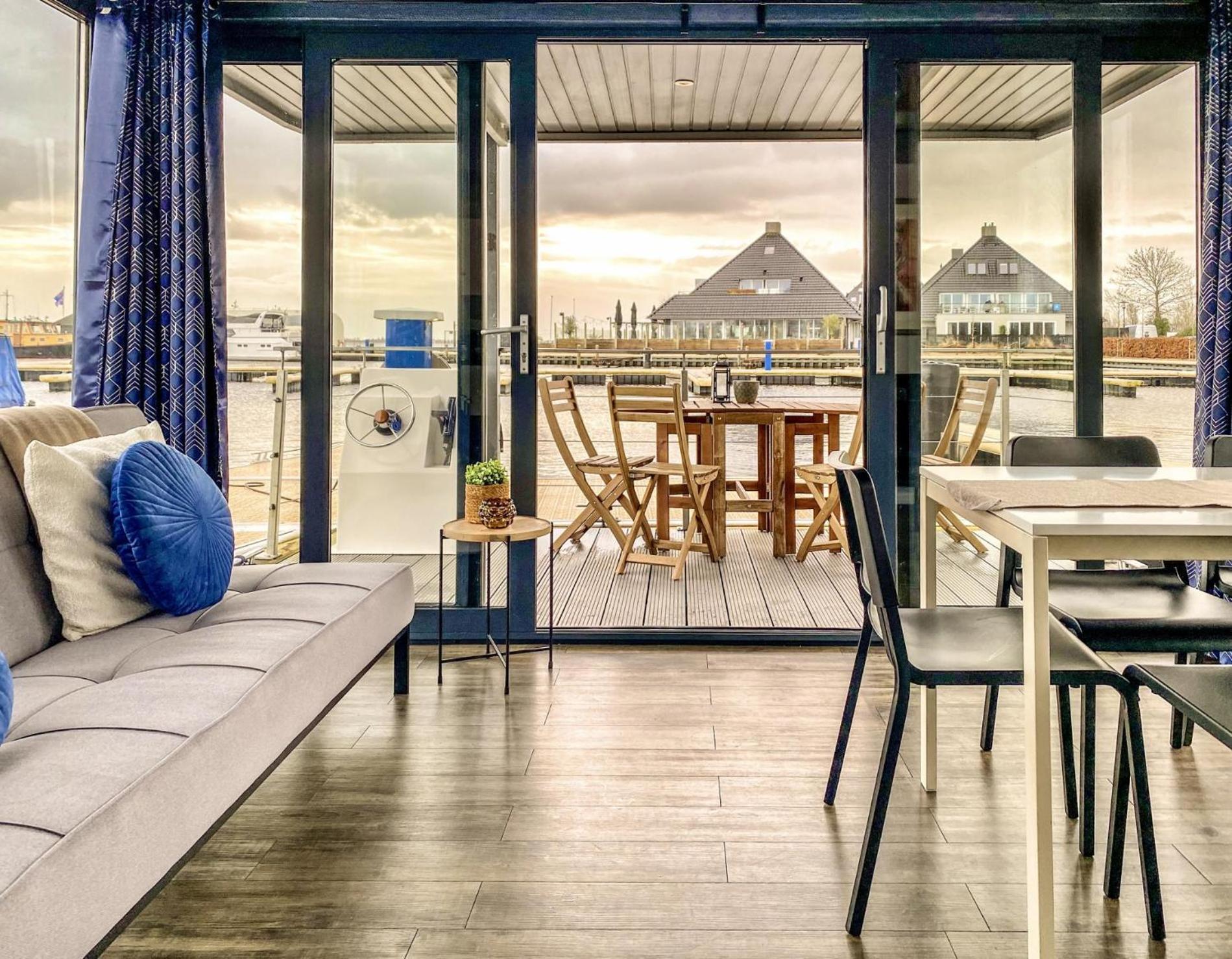 Houseboat Blue Sneekermeer Offingawier 外观 照片